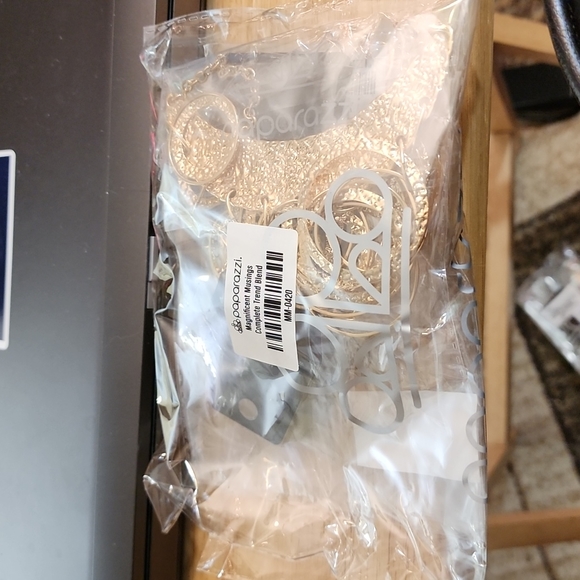 NWT!! Paparazzi Fashion Fix 4pc Set - Magnificent Musings - Picture 11 of 11